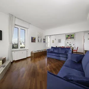 https://casa-da-suite-preziosa.italymilanhotels.net